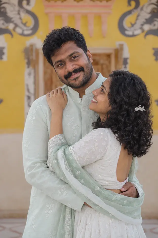 Kavya and Arjun at Patrika Gate